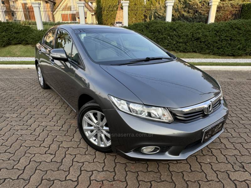 HONDA - CIVIC - 2013/2014 - Cinza - R$ 66.900,00