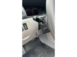 TOYOTA - COROLLA - 2004/2004 - Dourada - R$ 36.900,00