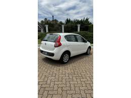 FIAT - PALIO - 2012/2012 - Branca - R$ 35.900,00